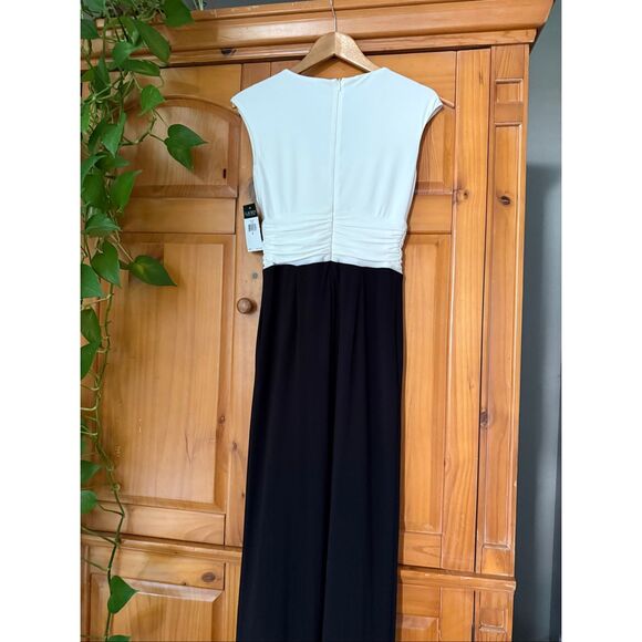 Lauren Ralph Lauren Wide Leg Jumpsuit Surplice Bodice SZ 4 NWT - Picture 6 of 16